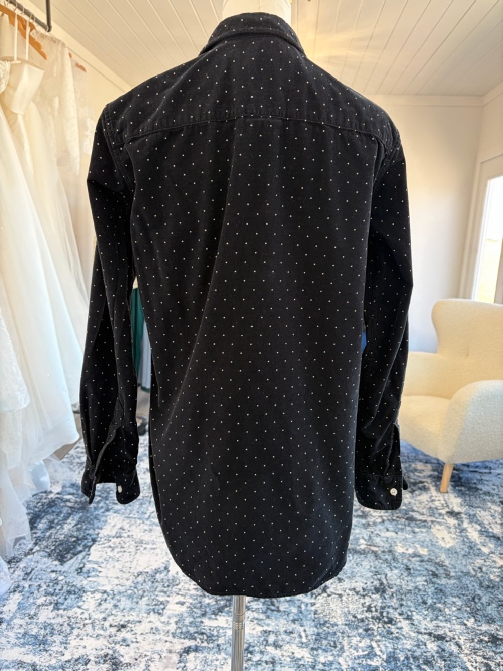 Frank & Eileen Frank Corduroy Button Up Black Polka Dot Shirt, Small - Picture 4 of 8